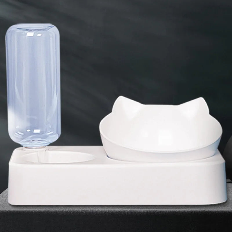 No-Spill Pet Dish