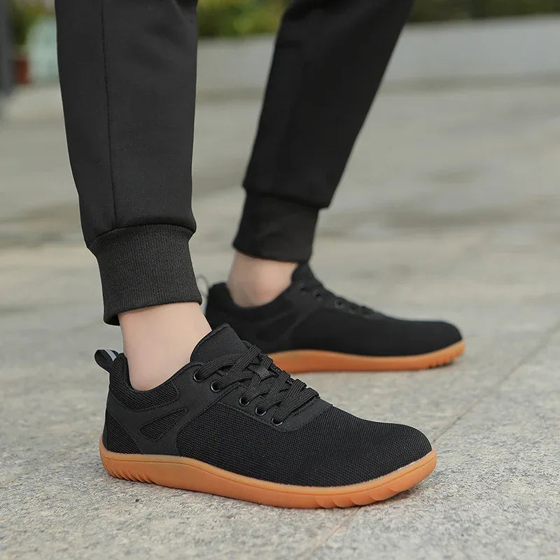 Men's Wide-Toe Breathable Sports Running Shoes