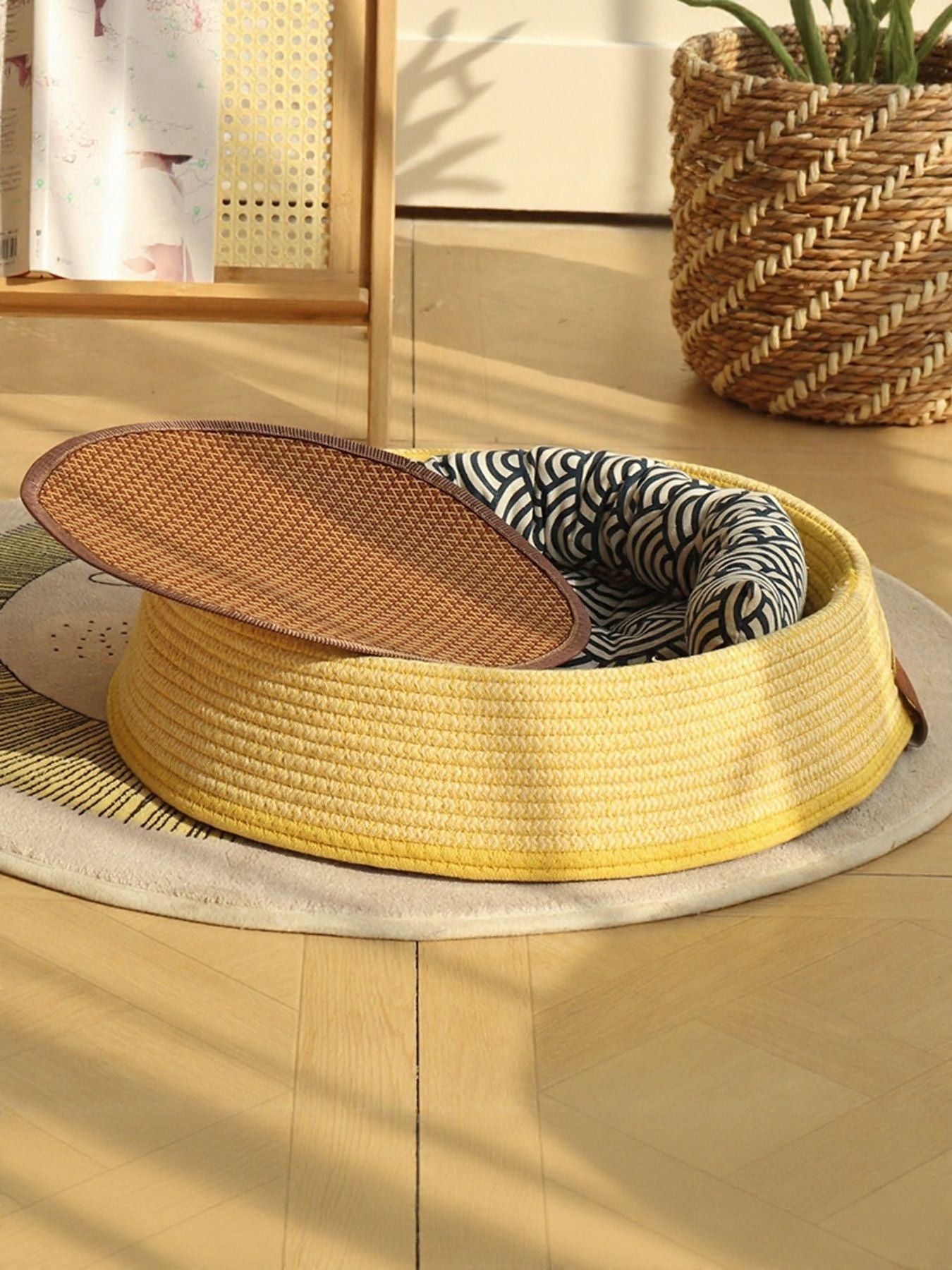 Woven Rattan Pet Nest