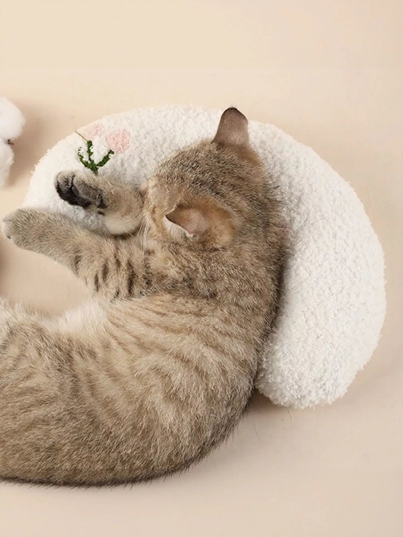 U Shaped Pet Nest