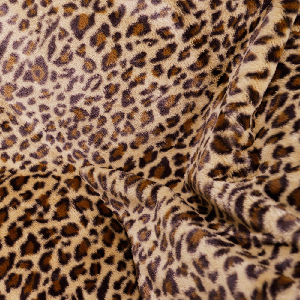 Waterproof leopard print soft throw blanket