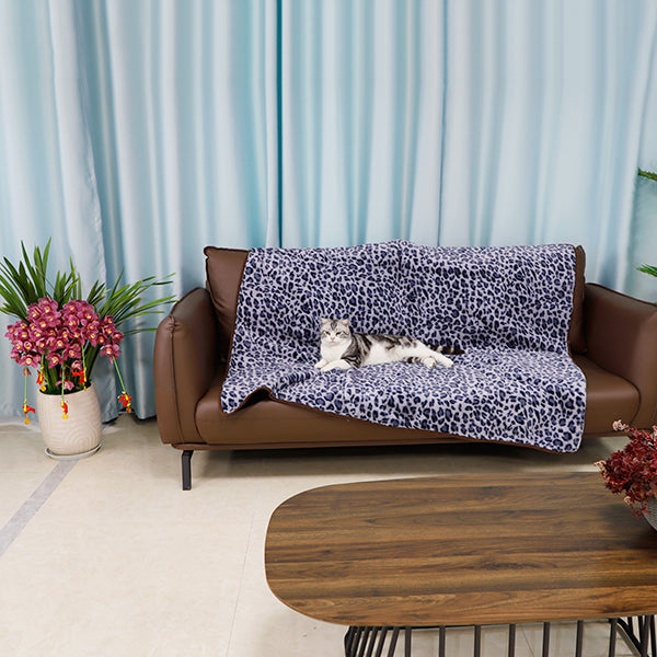 Waterproof leopard print soft throw blanket
