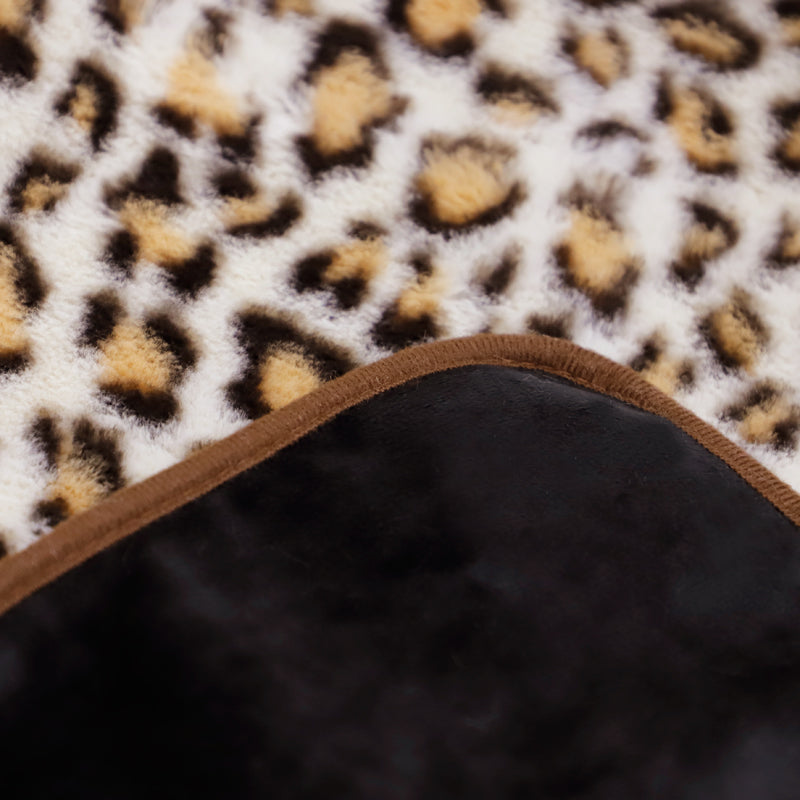 Waterproof leopard print soft throw blanket