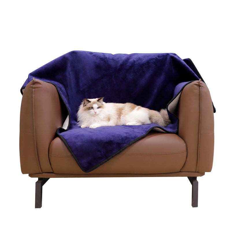 Soft and comfortable Sherpa blanket for couch bed