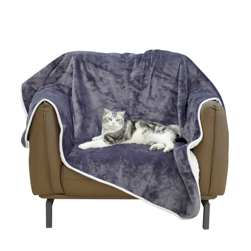 Soft and comfortable Sherpa blanket for couch bed