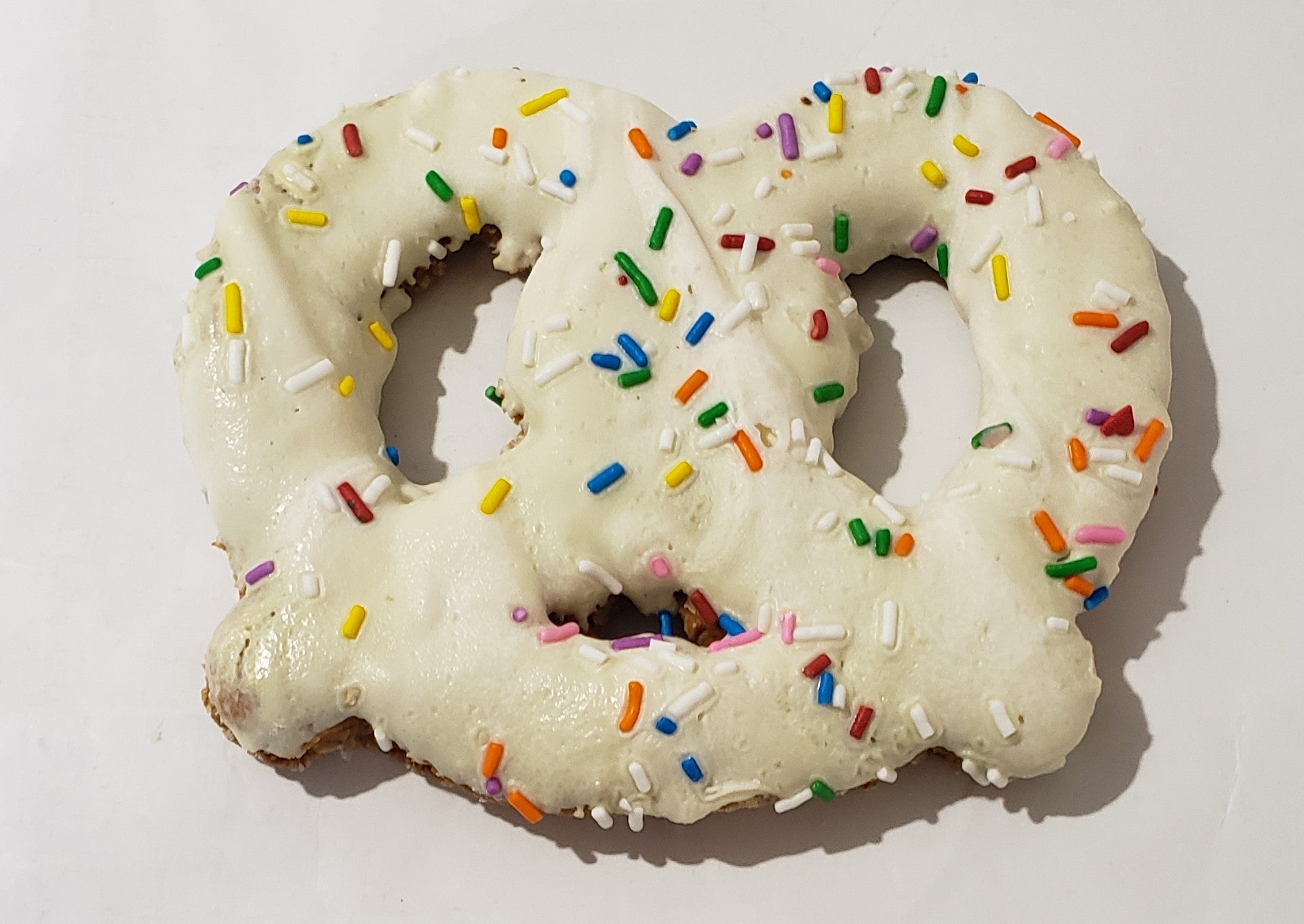 Pretzel Dog Treat - Peanut Butter or Cheddar Cheese