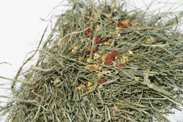 Sweet Meadow Farm Organically Grown Timothy With Herbs Small Animal Treat