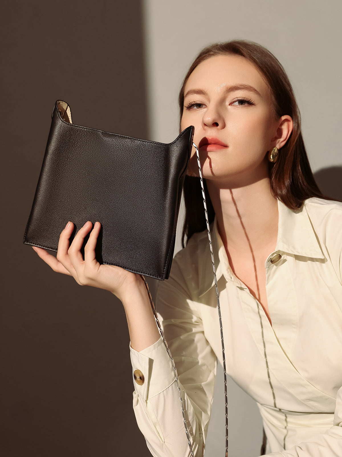 Sandra Leather Shoulder Bucket Bag