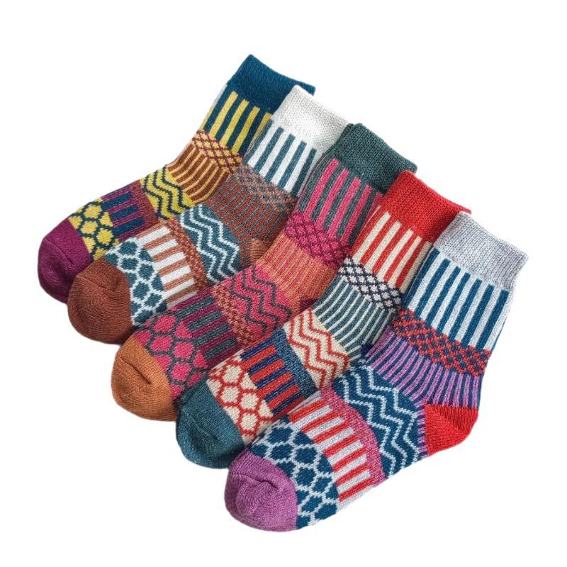 Thick Knitted Winter Wool Socks With Medium Tube
