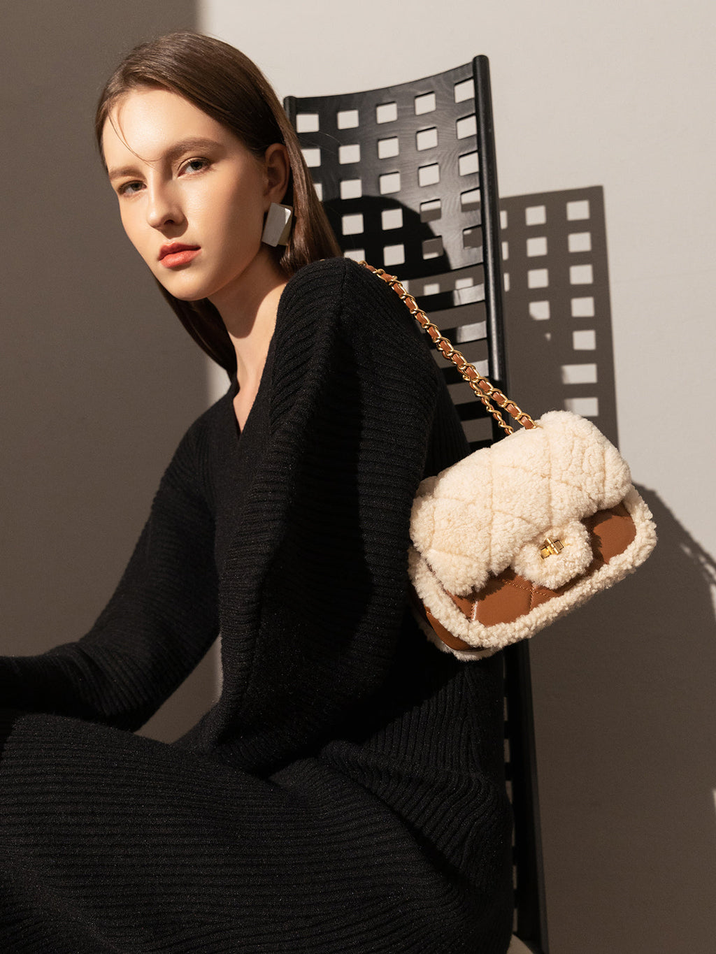 Winterthur Glam Shoulder Bag